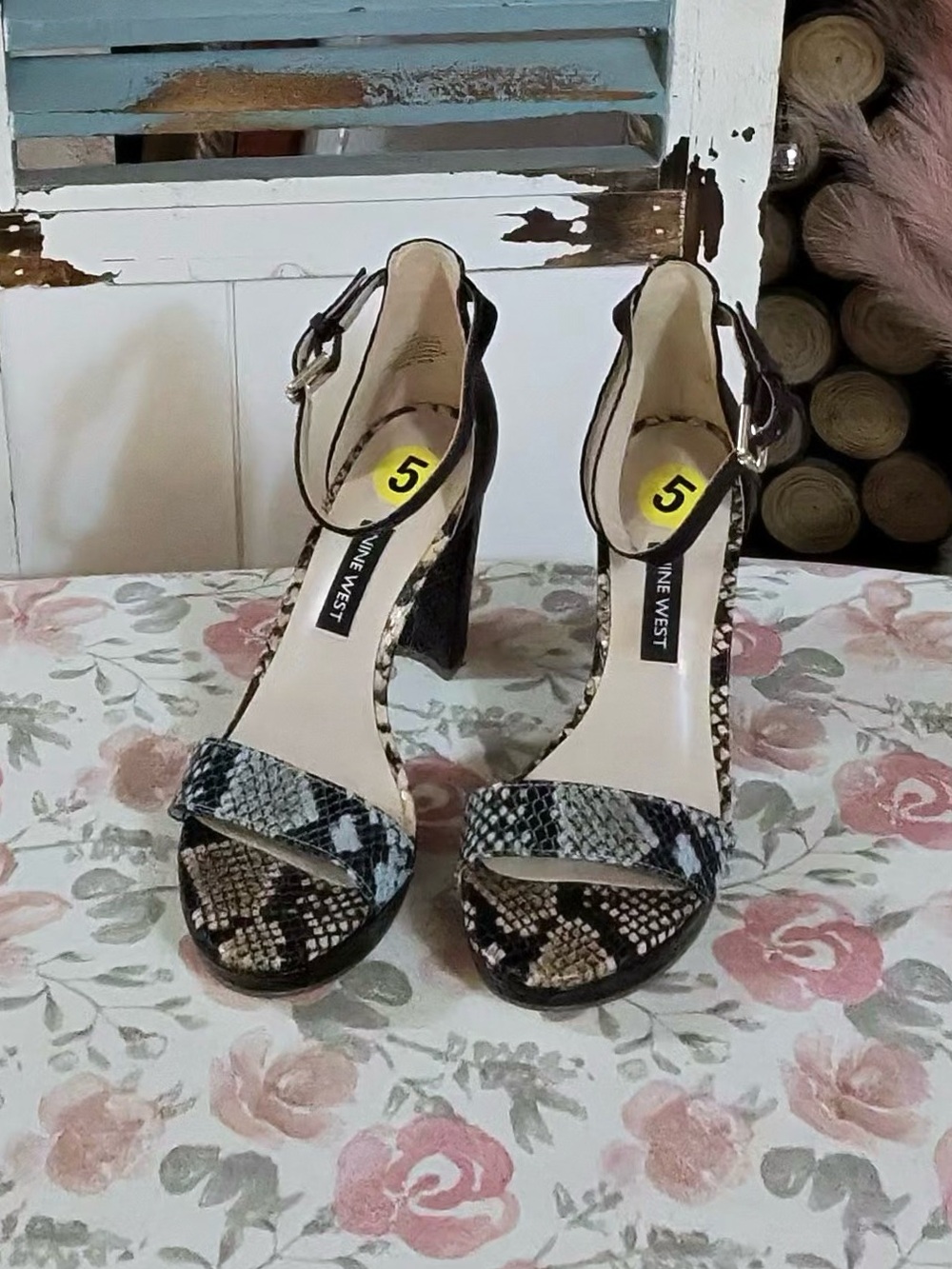 Nine West Snakeskin Print Ankle Strap Block Heel Sandals Size 5